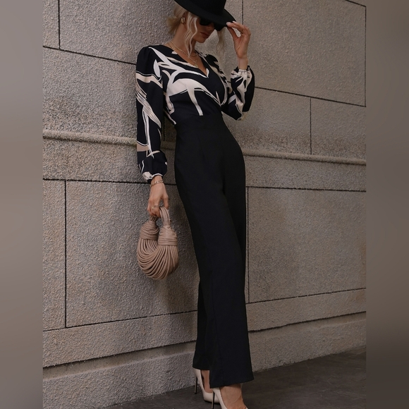 Clasi Graphic Print Surplice Neck Lantern Sleeve Jumpsuit - Picture 5 of 5